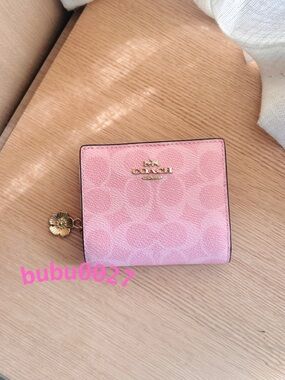 NWT🌸Coach Snap Wallet In Signature Canvas With Flower Charms Powder Pink CEC34